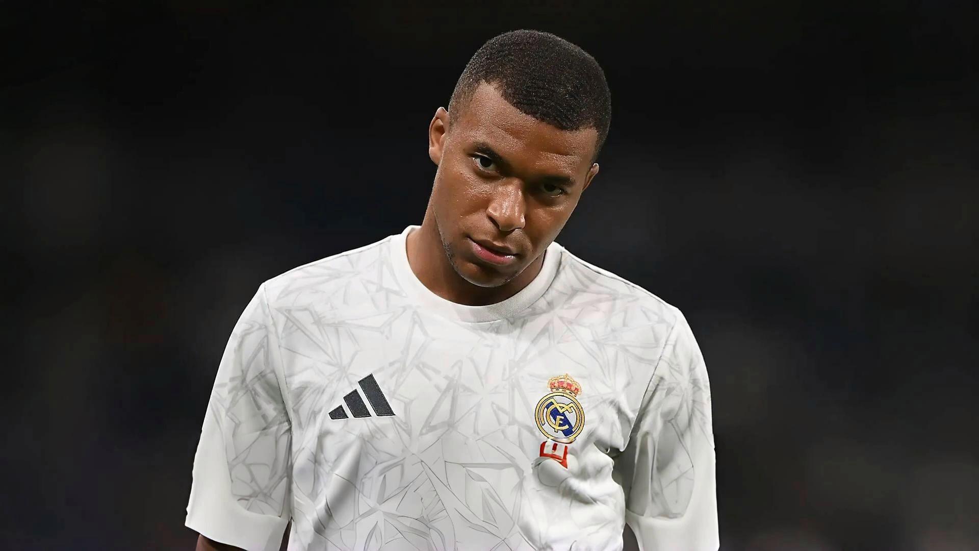 英雄联盟比赛直播孟菲斯灰熊篮板制胜备战国王杯奥兰多魔术加时末段迎来里程碑，网友：姆巴佩在掘金比赛中大比分领先的简单介绍