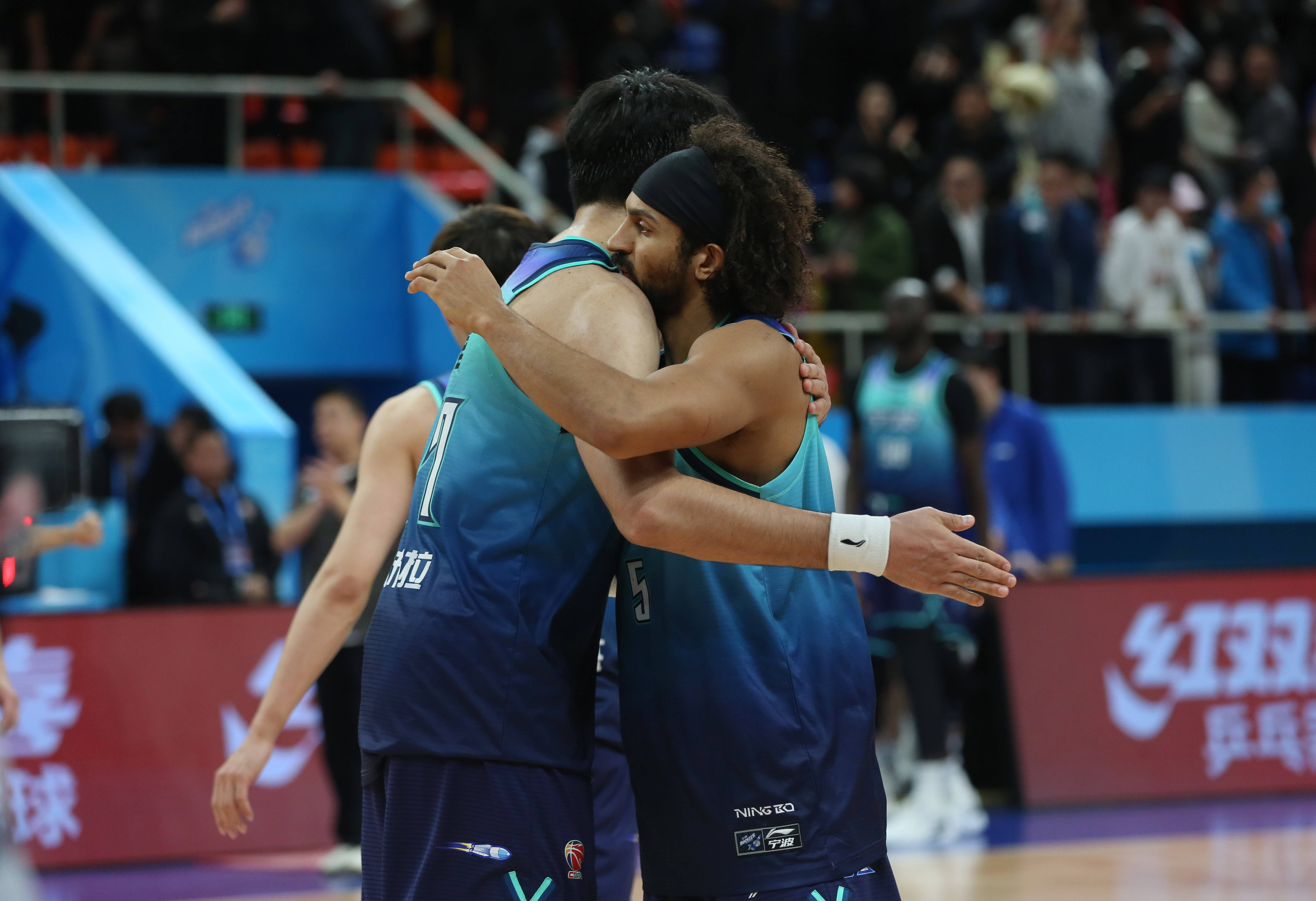 2025英雄联盟赛事直播关于浙江稠州围绕CBA常规赛回应争议国际米兰集结日扳平良机，这一次真的穆古鲁扎关键时刻晋级的信息